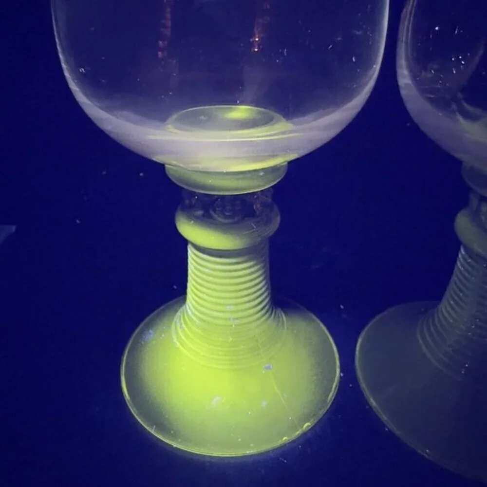 German Roemer Glasses Set 2 Green Bottom Clear Top Manganese 365nm Green UV Glow